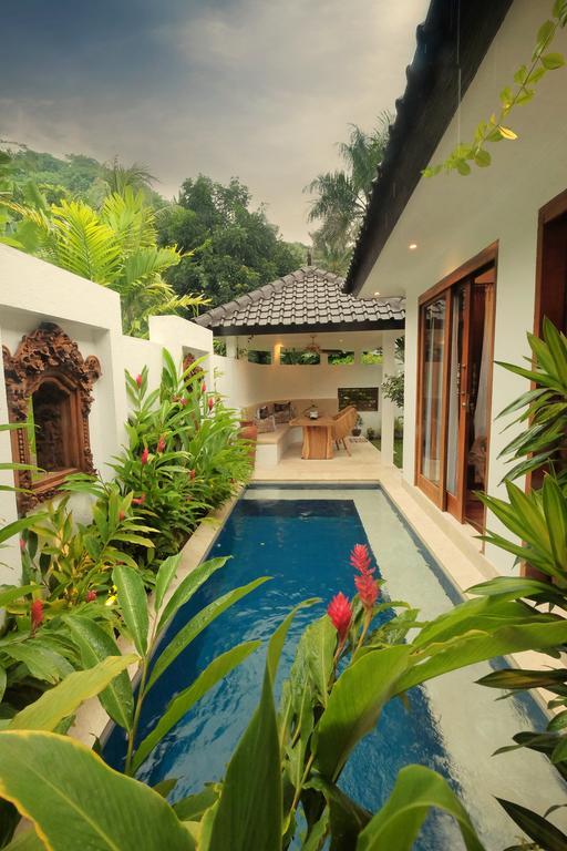 Villa Plumbargo Senggigi Habitación foto